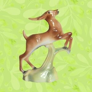 STUART & McCULLOCH Vintage Deer Figurine